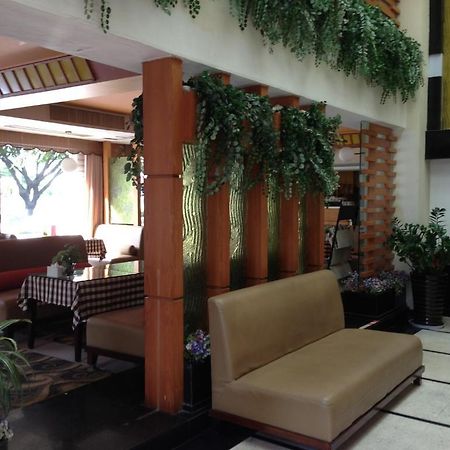 Hoga Hotel Xiamen Exteriör bild